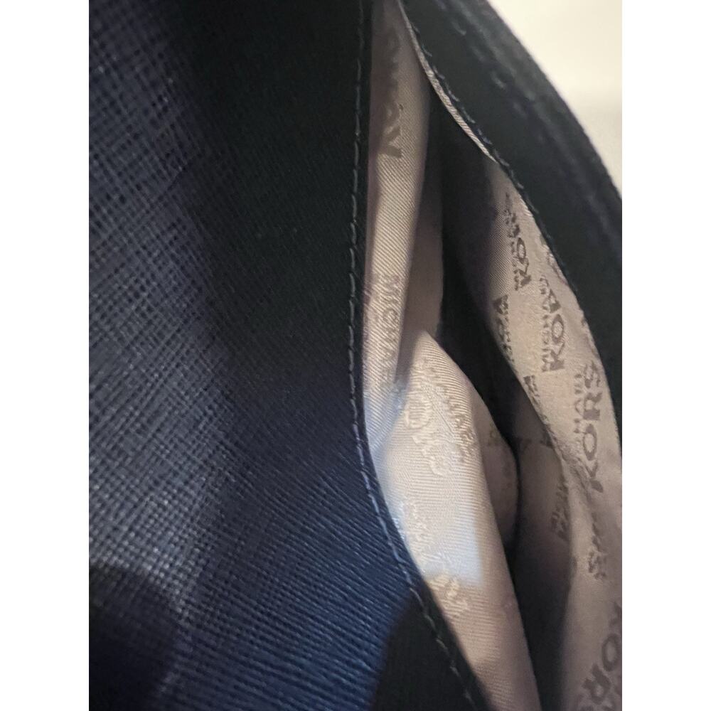 Michael Kors Navy Blue Saffiano Leather Large Jet Set Travel Tote bag - Picture 5 of 15